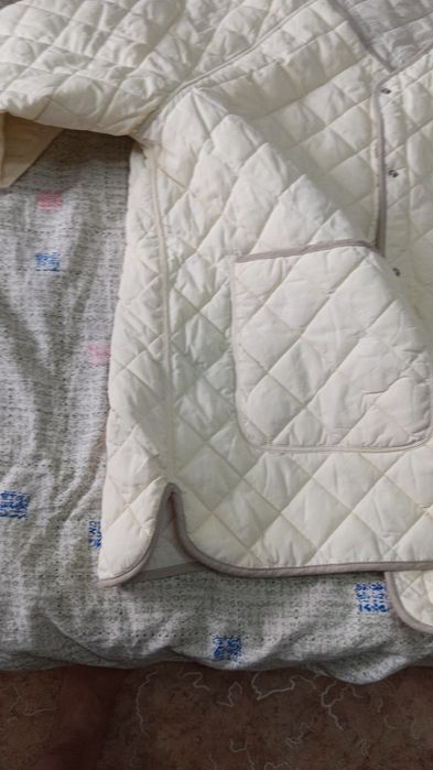 Куртка из кореа  новый