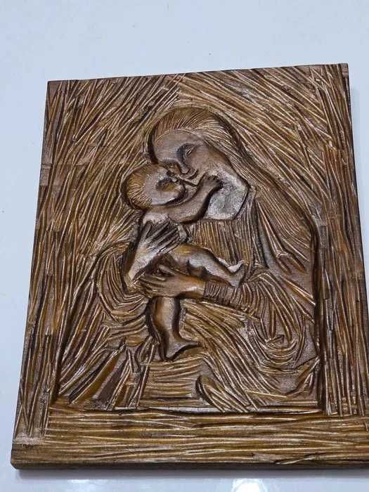 Lot vintage de 8 icoane si obiecte religioase