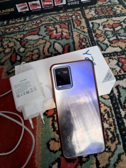 Vivo y 21  новый