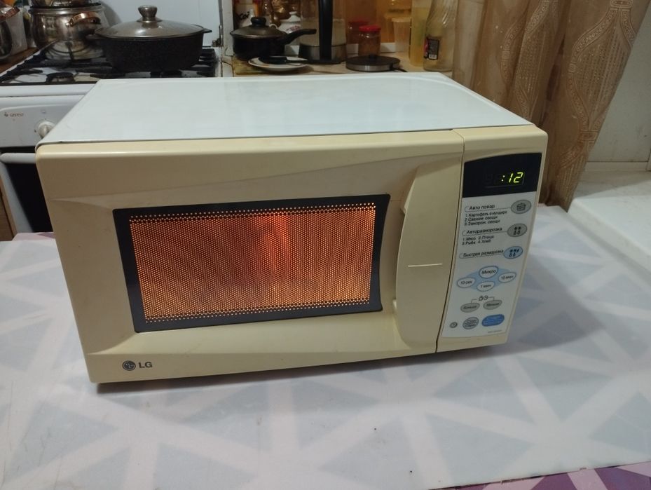 Микроволновка LG рабочая