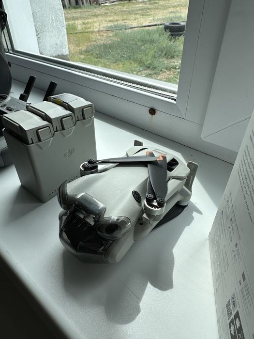 Dji mini 4 pro fly more combo