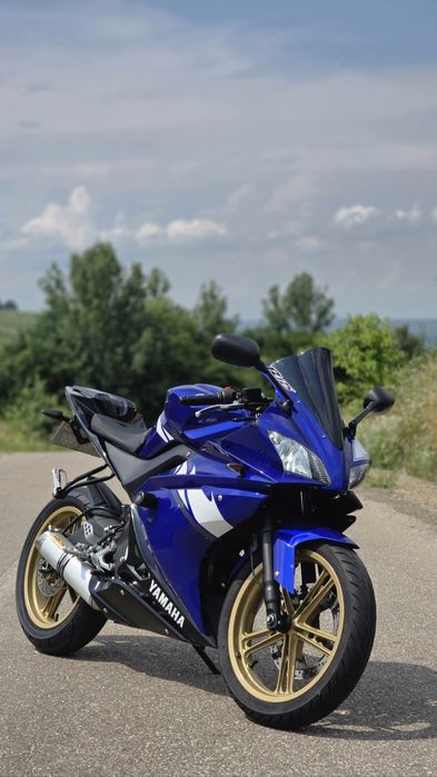 Yamaha yzf r125 2011