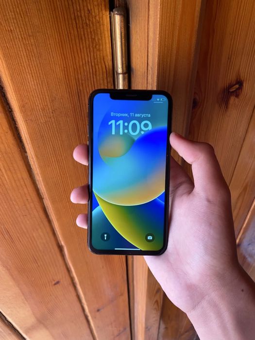 Продам Iphone X 64гб