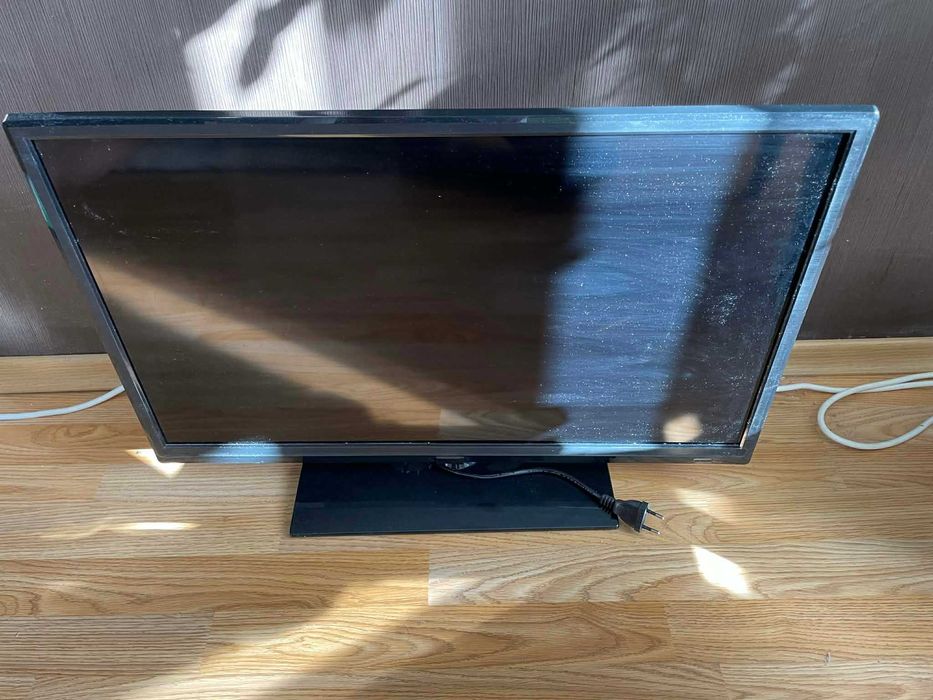 Телевизор Crown - 28' inch