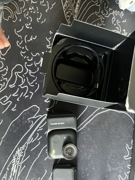 insta 360 go ultra black