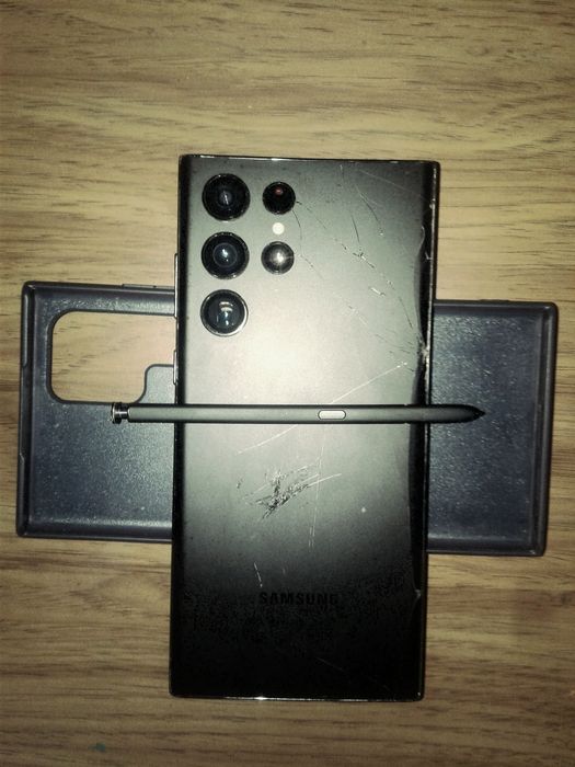 Продам Samsung s22 ultra 128/8