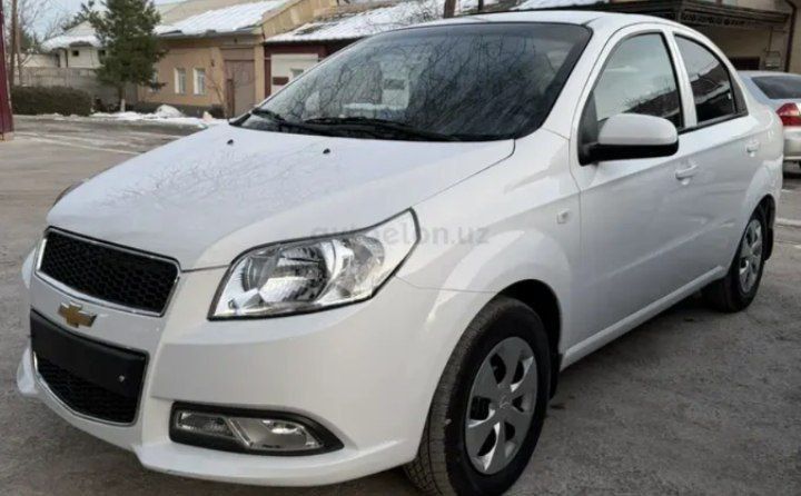 Moshin sotiladi Nexia3