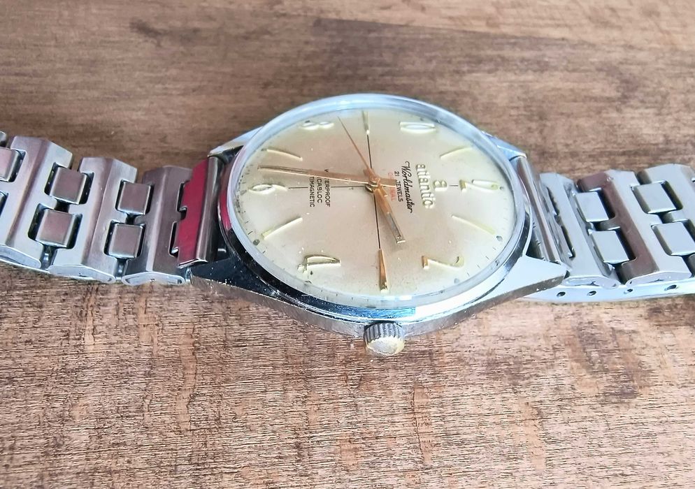 Atlantic Worldmaster Винтидж швейцарски ръчен часовник