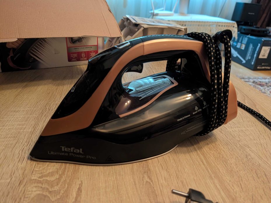 Fier de calcat TEFAL Ultimate Power Pro FV9E50E0, 3200W, 300g/min, 350ml, talpa ceramica, negru