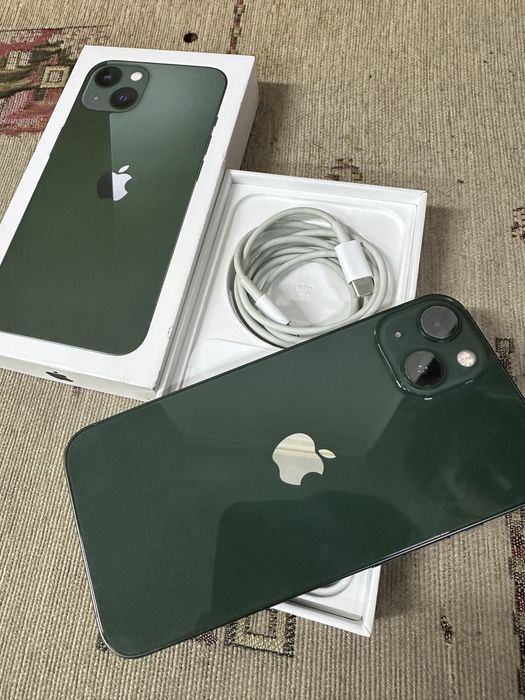 Срочно продается телефон Iphone 13