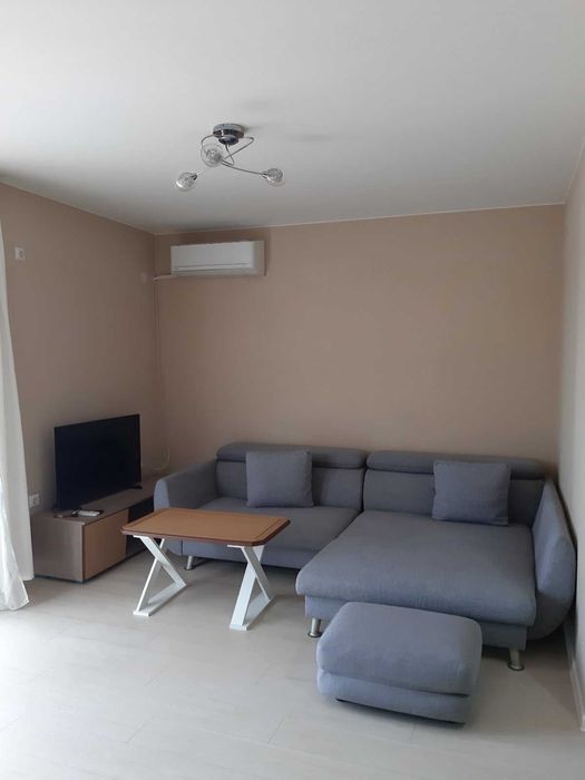 Дава се под наем Двустаен апартамент в Кърджали, Център - 73 кв.м за 357 € - Снимка #1