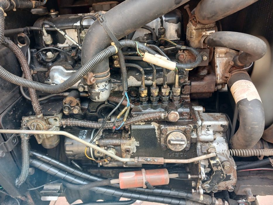 Tractor Mitsubichi 30cp 4x4