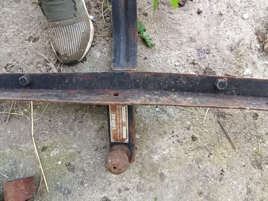 Cric Cârlig pentru remorcare