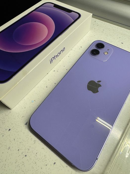 iPhone 12 64GB – с кутия и 2 кейса