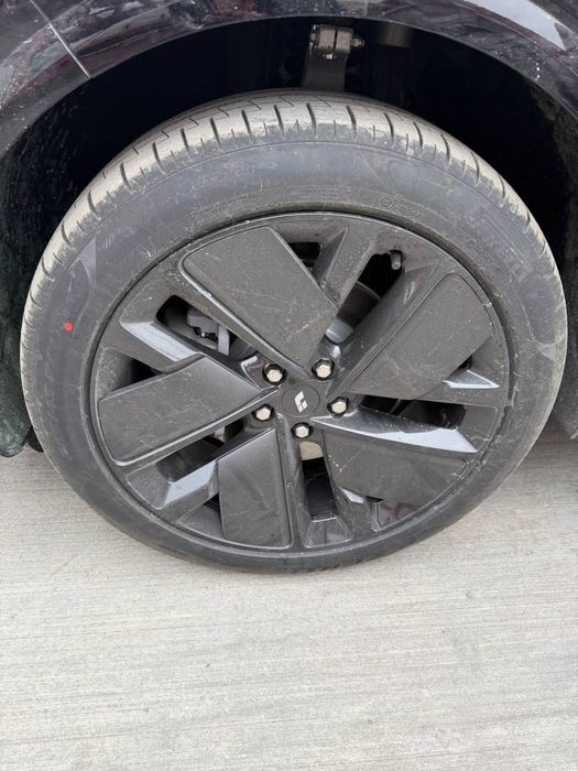 li 6 Lixian 6 pro 21 diskali notariusga tayyor