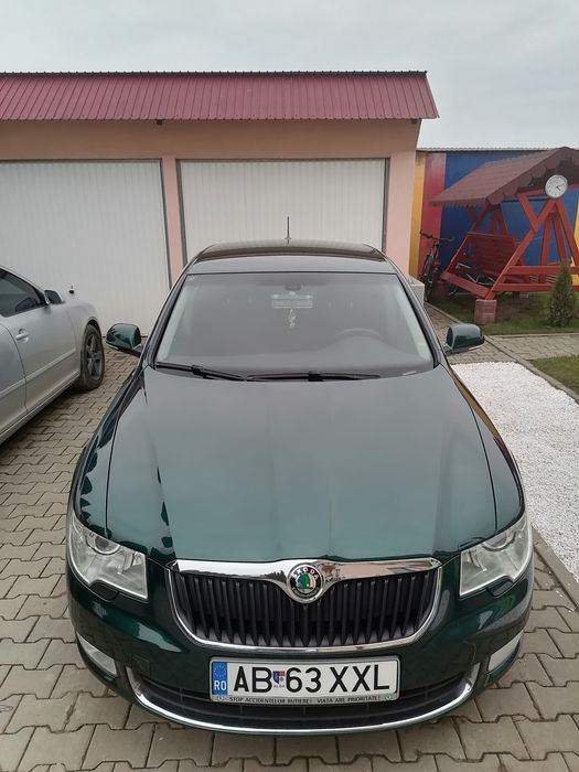 Vând Skoda Superb 2