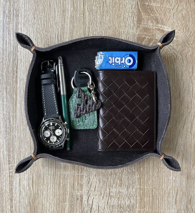 Tavǎ din piele italiana pentru chei, accesorii birou, ceasuri