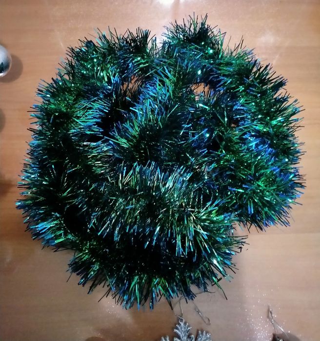 Ёлочка новогодняя с игрушками