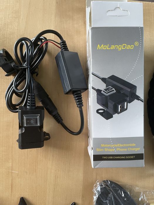 Аксесоари за мотоциклет и каска