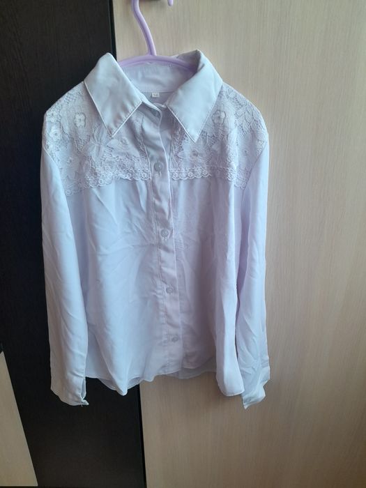 Продам школьную одежду для девочки