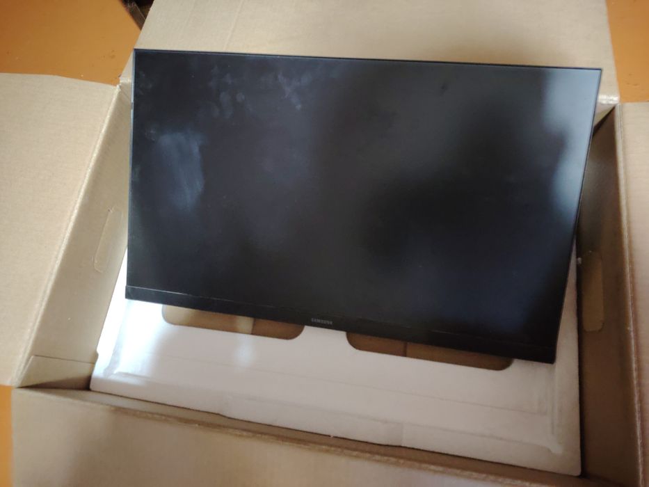 Монитор Samcyng  LS22C310EAIXCI