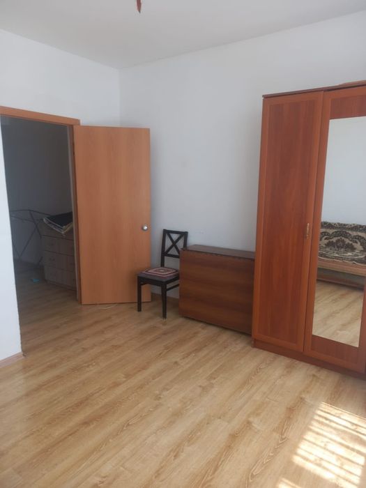 Сдам 2 комн. район Бензострой, мебель, маш. автомат