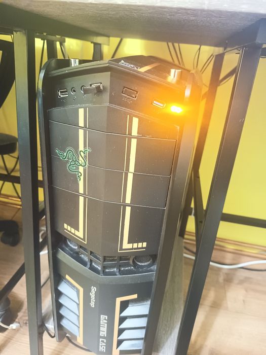 Vând PC de light gaming dar care face fata cu brio jocurilor