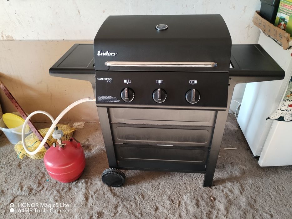 Газово барбекю Enders
