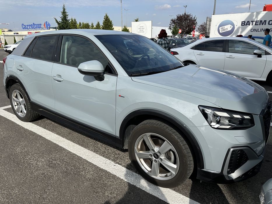 Audi Q2 S line..