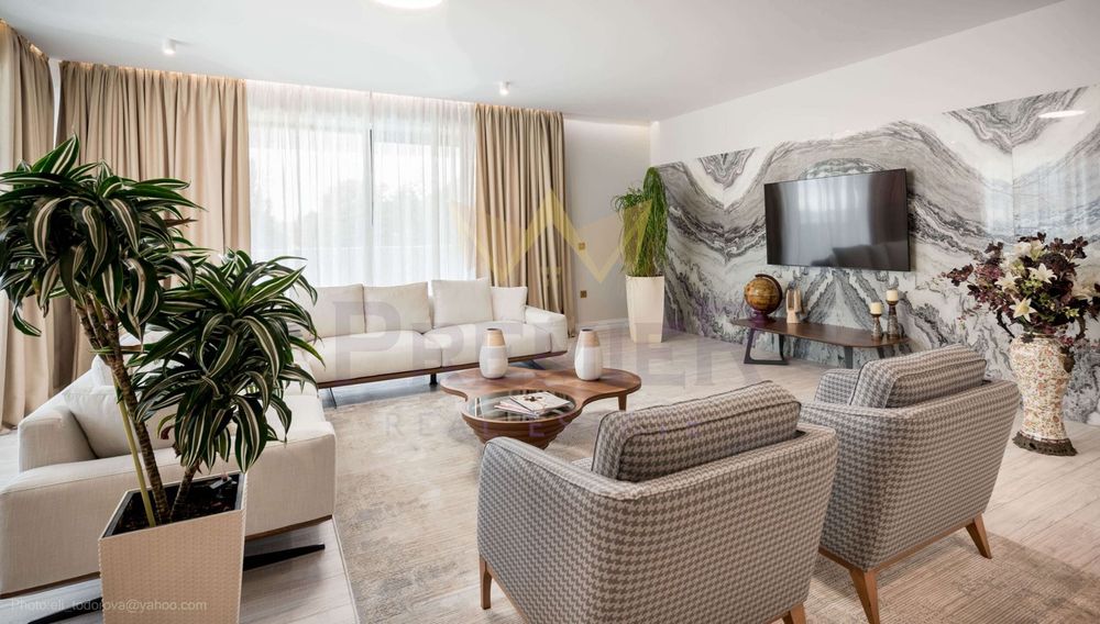 Продава се Двустаен апартамент в к.к. Слънчев ден - 156 кв.м за 2747 €/кв.м - Снимка #8