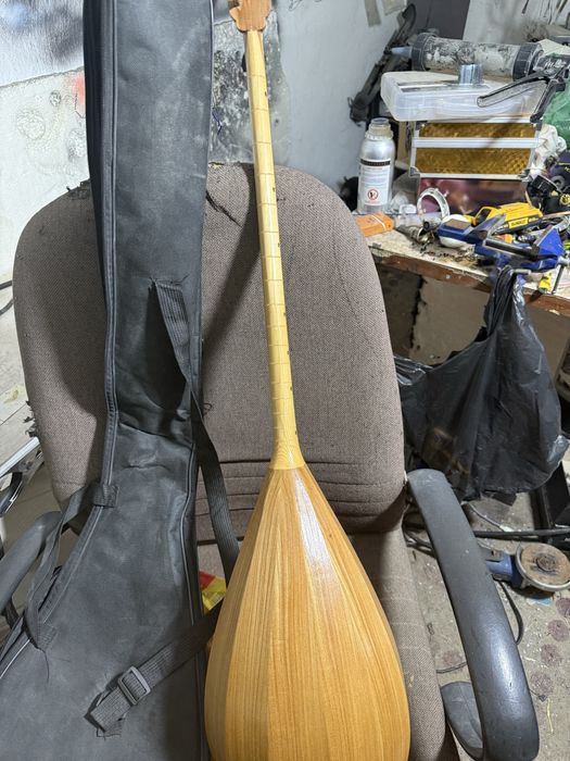 Домбыра новый в подарок+ чехол