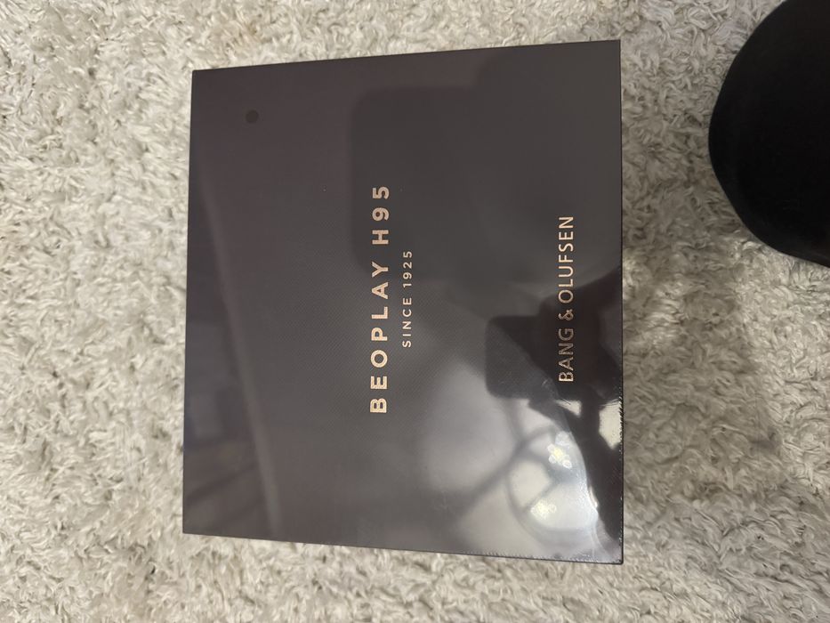 Bang and olsun beoplay h95 фабрични