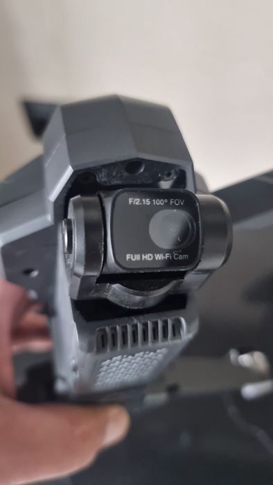 Дрон SJRC F11 Pro – Отлично състояние + куфар
Продавам дрон SJRC F11 P