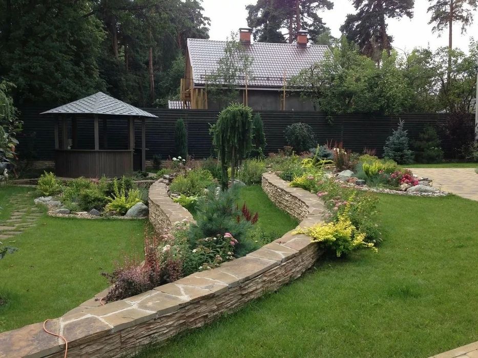 Газон рулонный и семена Цена за 1 рулон*