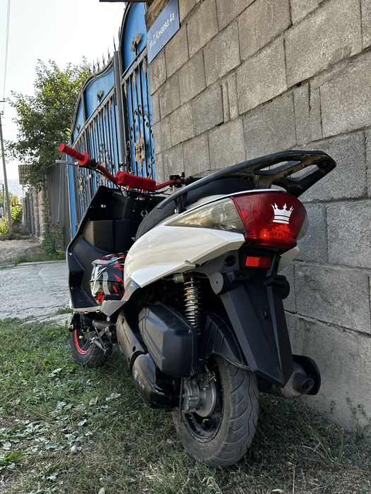 Срочно продам м8