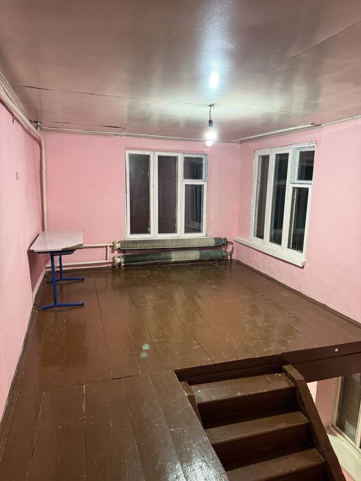 2 этажды үй, жалға беріледі