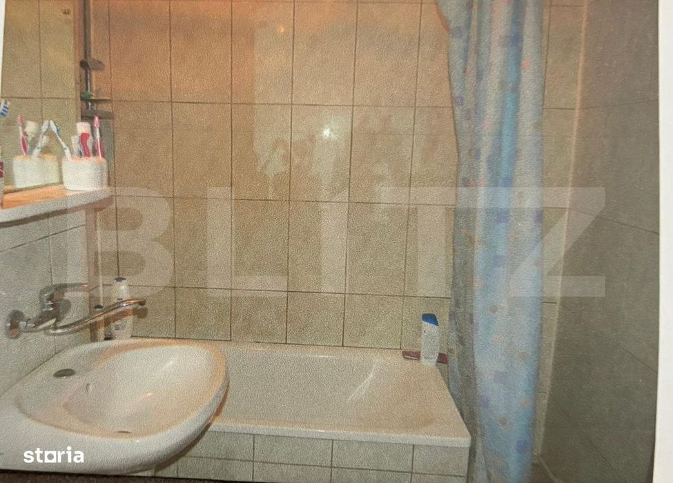 Apartament 3 camere, 76 mp, etaj 2, zona Calea Bucuresti