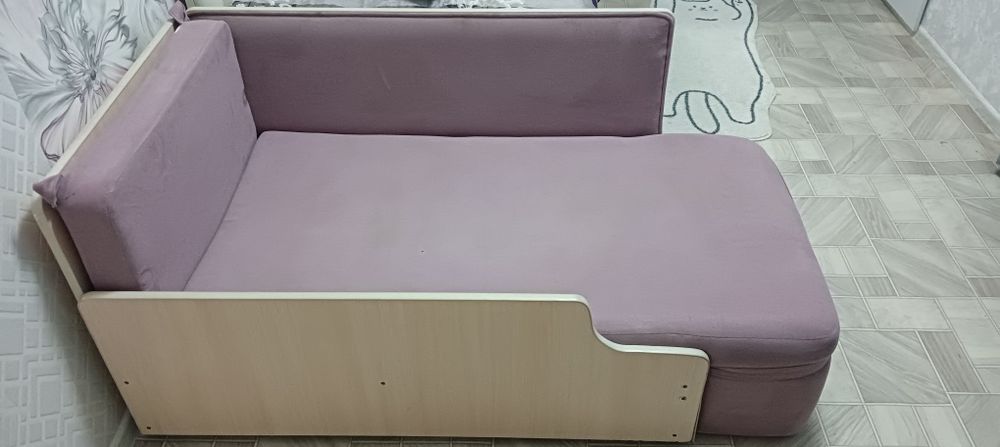 Продам детский диван