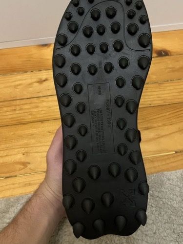 Off white 1000 odsy без забележка