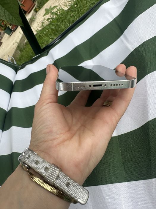 Vand iphone 12 Pro