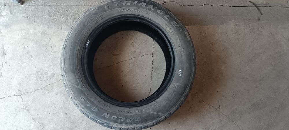 Продам комплект Б.у.шины Triangle