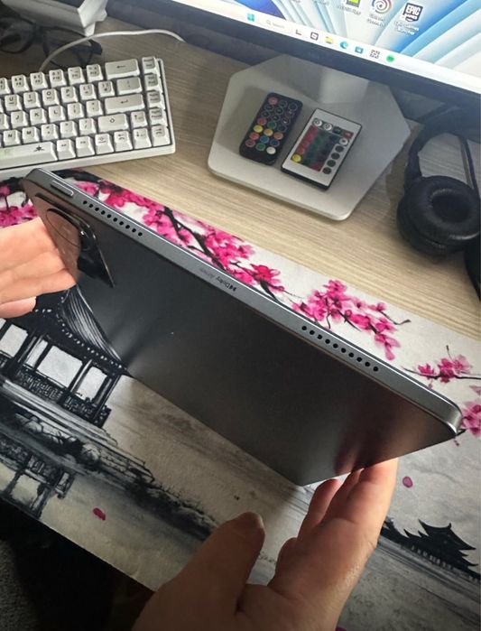 Tableta xiaomi redmi pad se 11 inch ca nouă!