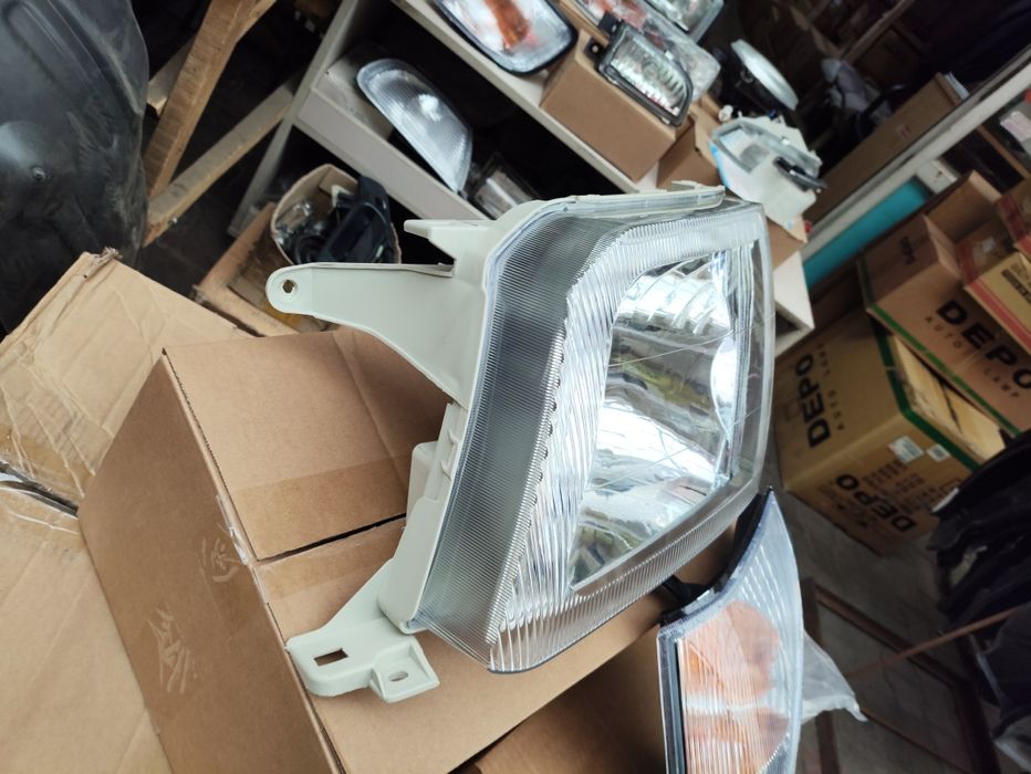 Прадо 95 фара передняя