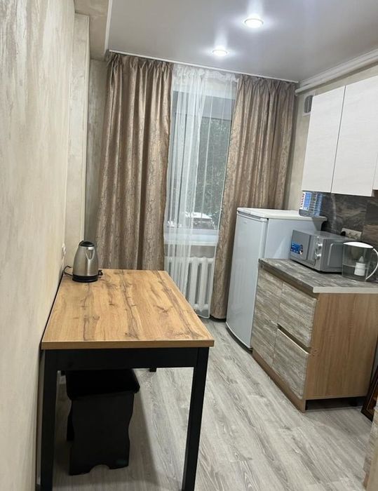 Сдается 1-но комнатная посуточно. Абая