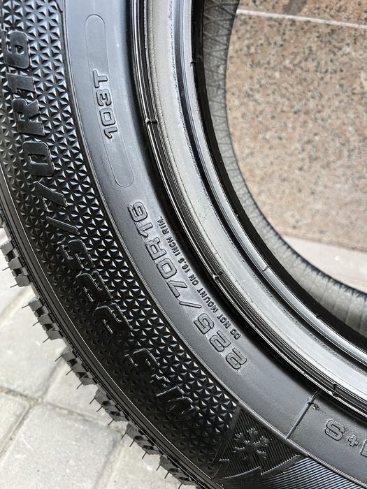 225/70/16 Goodyear зима одиночка