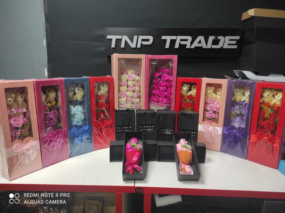 Цветы искусственные игрушки