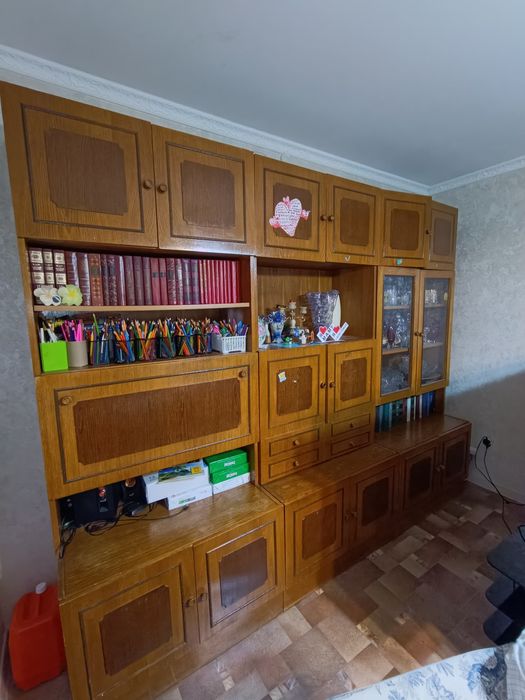 Срочно продаётся шкаф