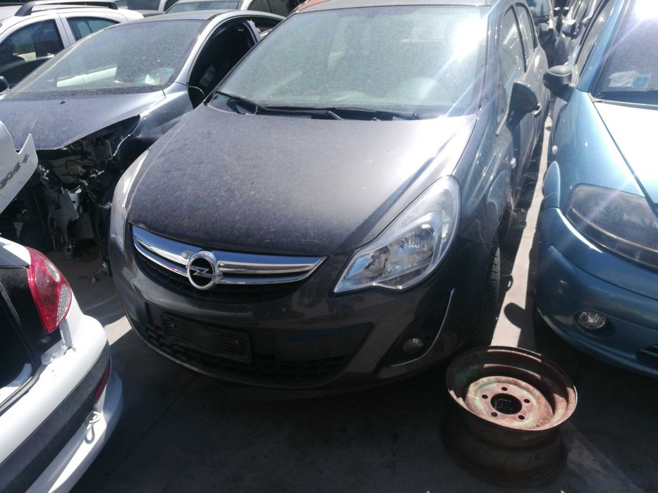 Динамо/Алтернатор за Опел Корса Д/Opel Corsa D 2012 A 12 XER  1.2