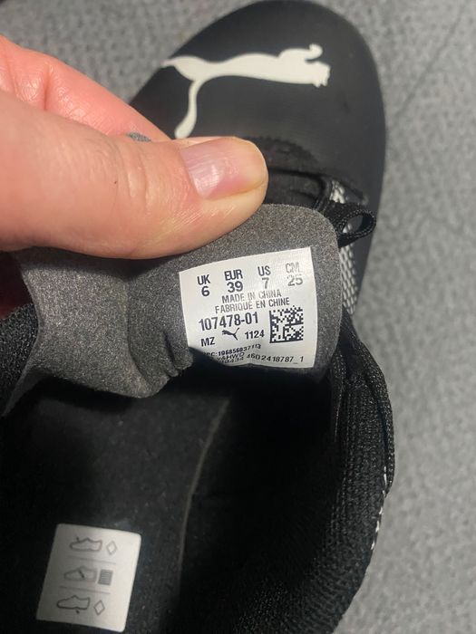 Продам сороконожки Puma оригинал