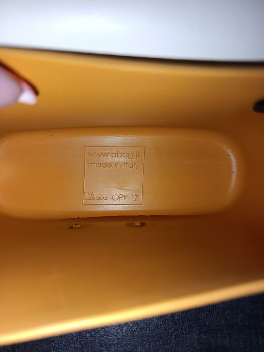 Малка, оригинална чанта O bag